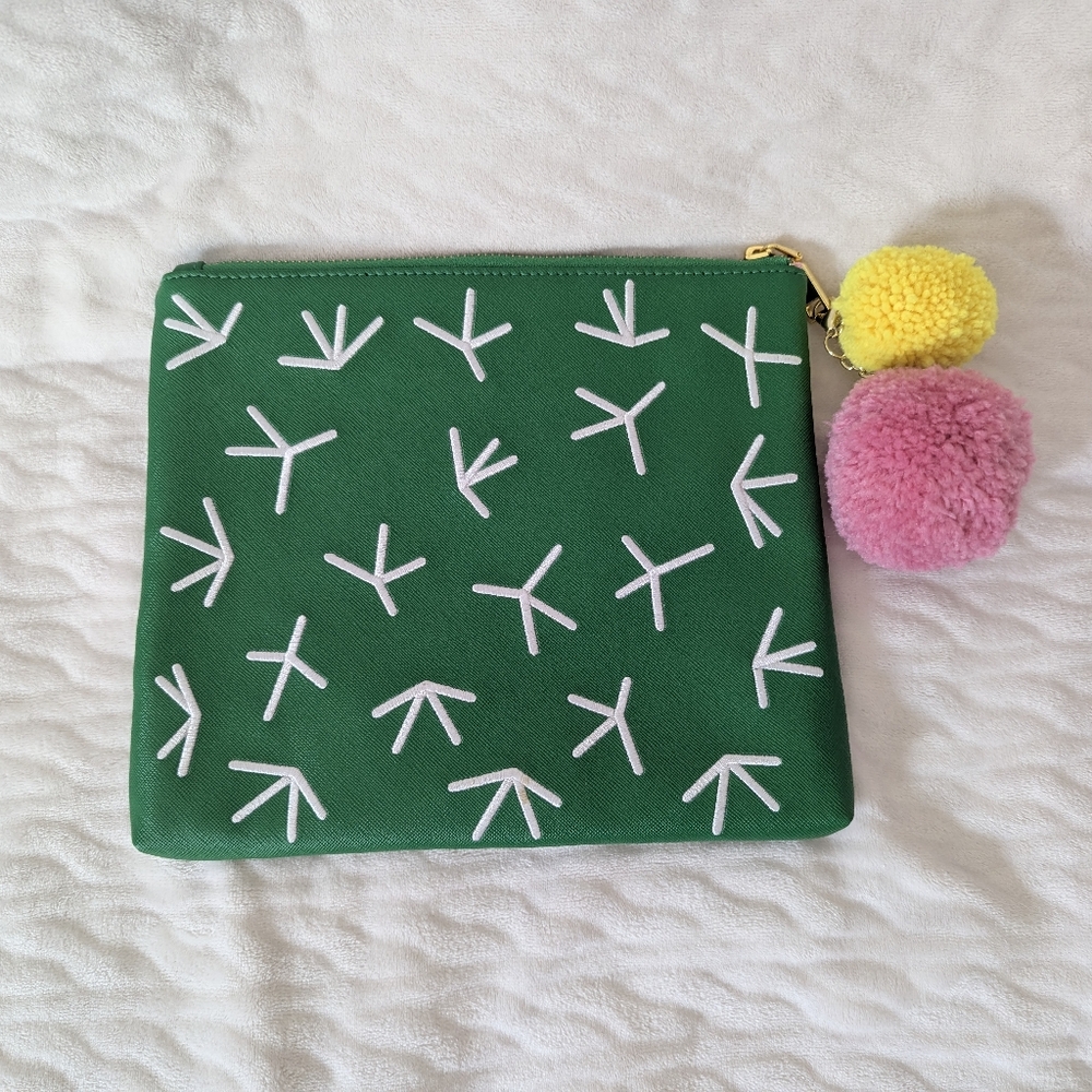 Studio DIY Cactus Pom-Pom Zipper Clutch